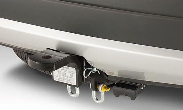 What Is The Difference Between A Tow Bar And A Tow Hitch?